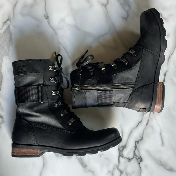 Sorel Emelie Conquest Black Combat Boots - Picture 2 of 7